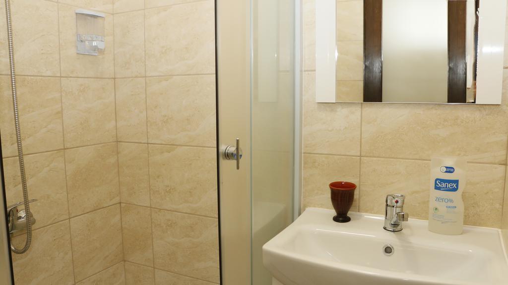 Hanu Lui Gica Spa Satu Mare Ruang foto